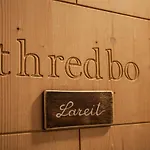 Lareit Aparthotel 4*