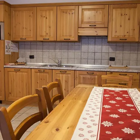 Lareit 4* Бормио